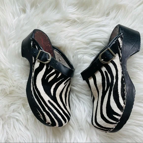 Hanna Andersson Shoes Hanna Andersson Girls Mule Clogs Calf